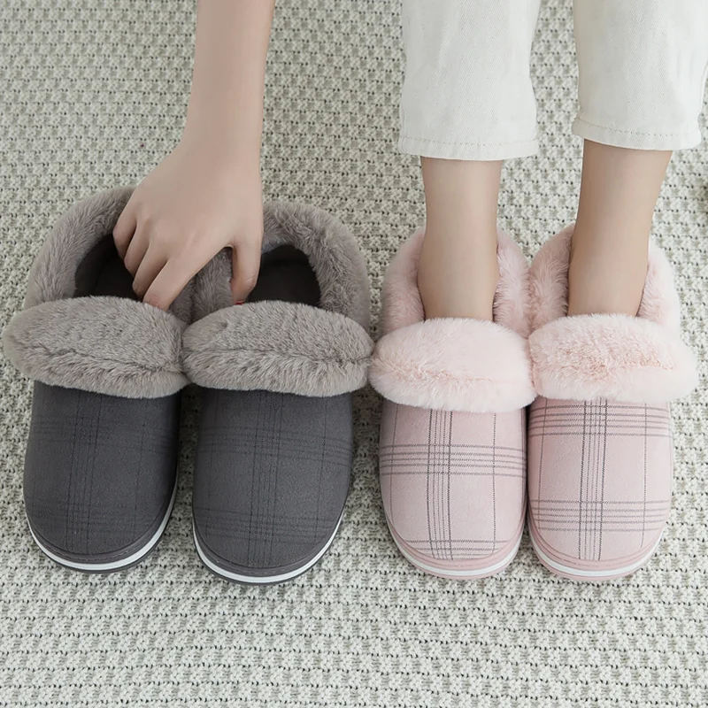 Зимние женские шлепанцы большой размер 43-45, модная женская обувь с клетчатым узором и с бахромой; удобные женские меховые тапочки Для женщин туфли из термопластичной резины, домашняя обувь