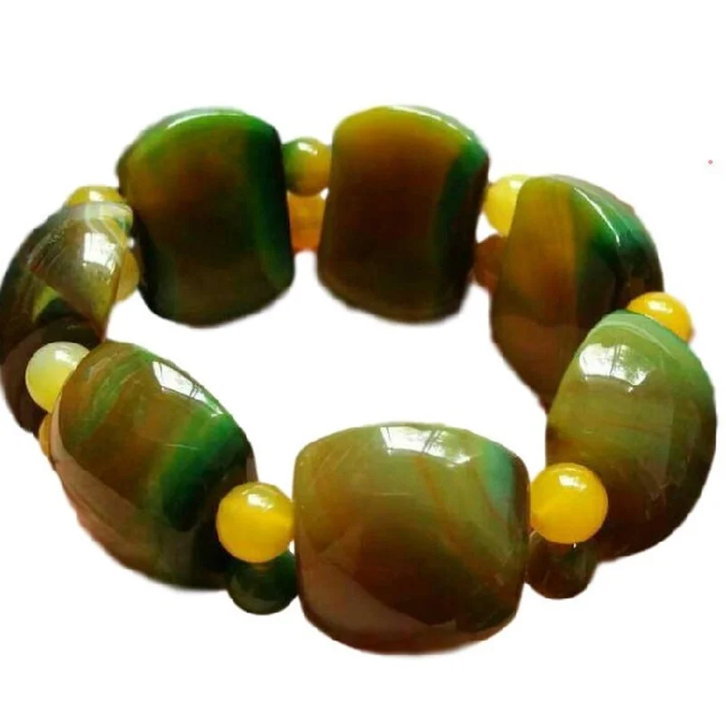 Men's Modern Simple Bracelet in Natural Yellow-Green Agate Flower Design
