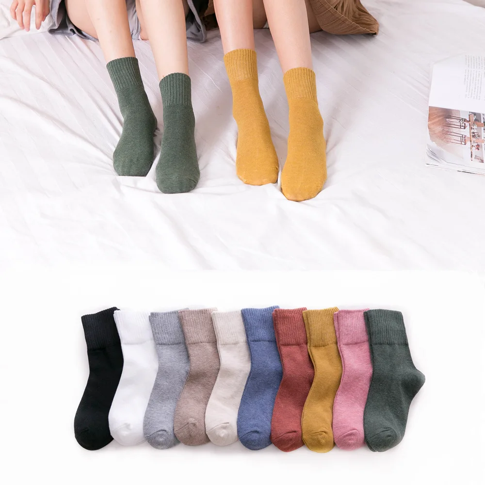 

Autumn Spring Solid Female Socks Candy Cotton Ladies Ankle Students Casual Colorful Blue Yellow Green Red Socks