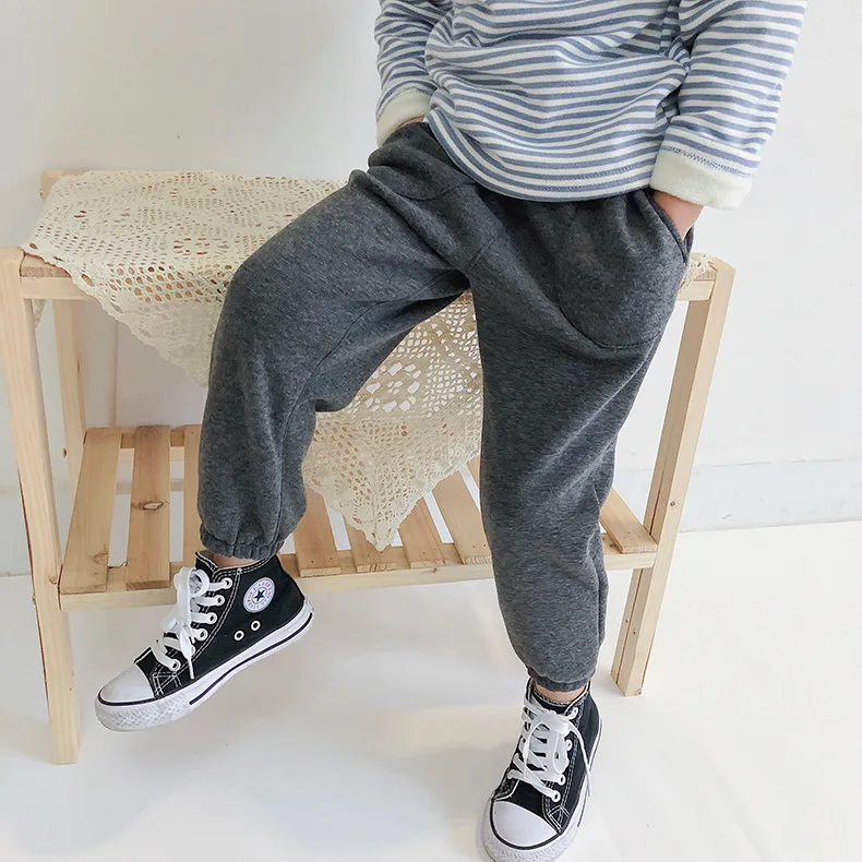 12284828530_1889419662