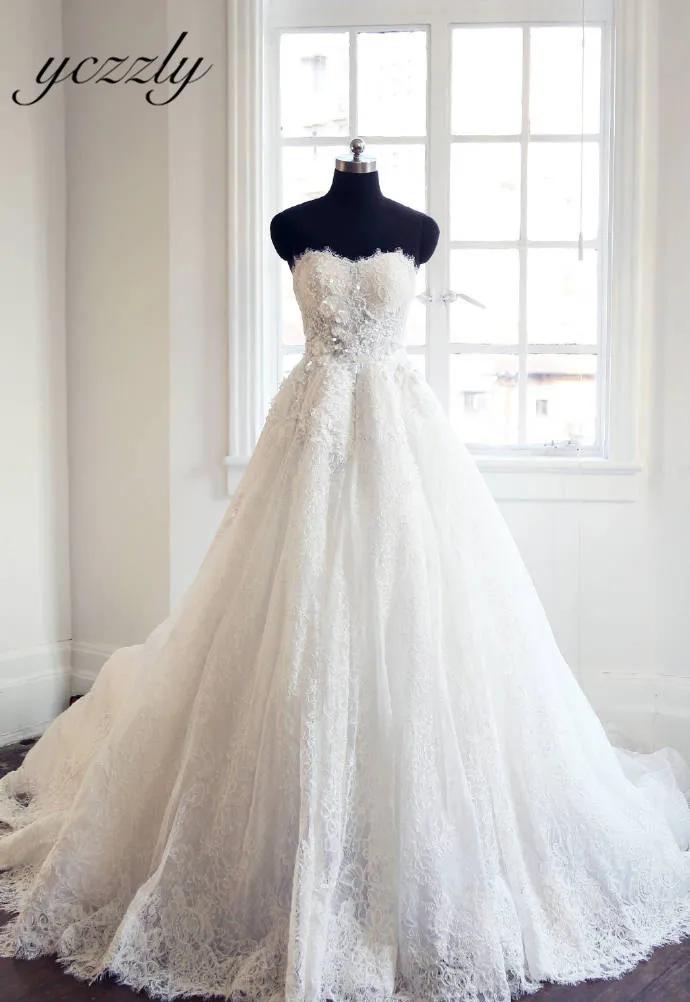 Gorgeous Ball Gown Sweetheart Long Lace Wedding Dresses 2019 Sleeveless Appliques Crystal Gowns Robe Mariage RW307 | Свадьбы и