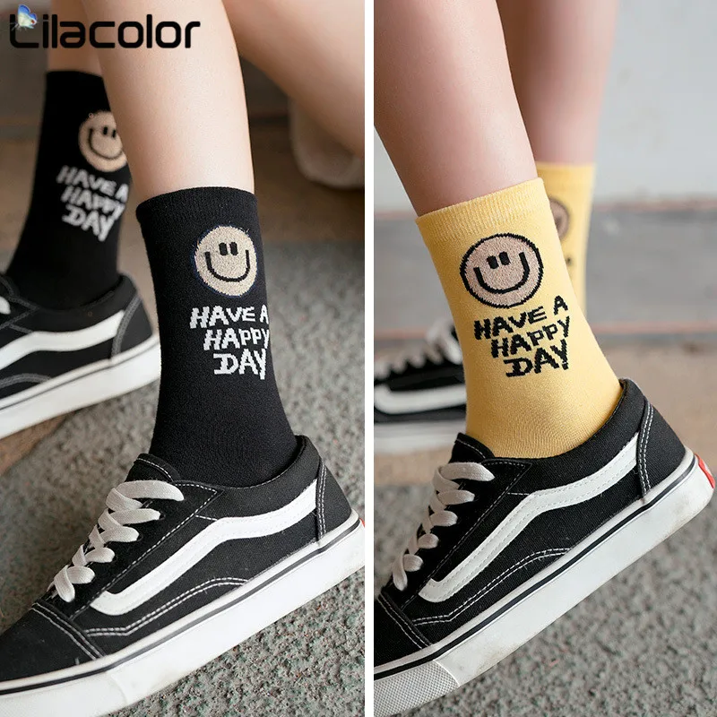 

Women Socks Cotton Smile Face Letter Print Funny Socks Autumn Winter White Black Yellow Soft Sock Harajuku Female Socks