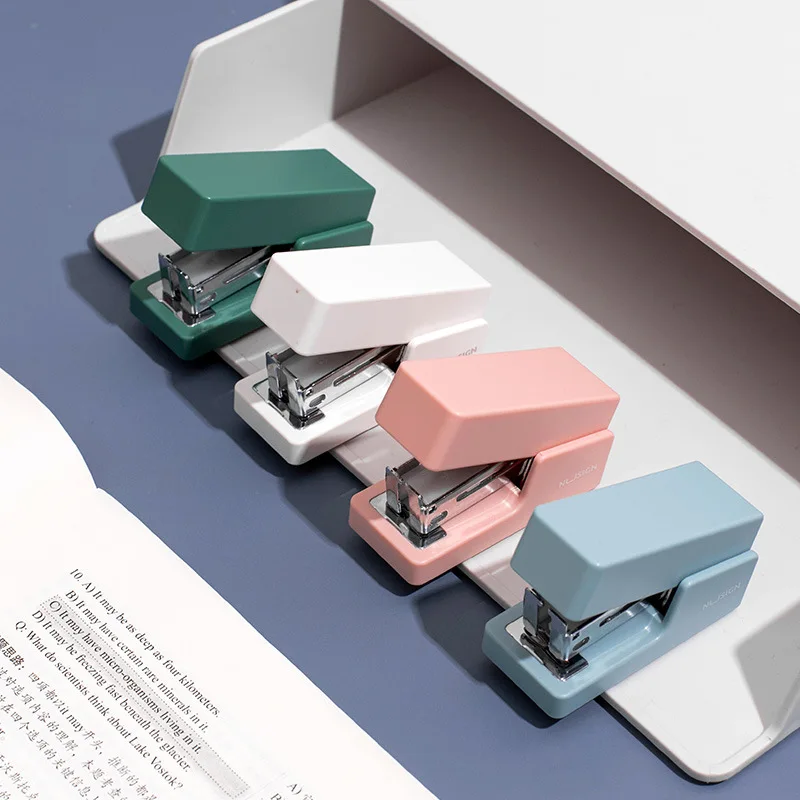 Mini Morandi Color Metal Stapler Set with 640pcs Staples 24/6 Binding Tools Stationery Office School Student Supplies F345