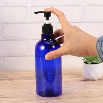 

2pcs 500ml Screw Pump Bottles Essential Oil Liquid Makeup Atomizer Dispenser Refillable Bottles (Blue Bottle and Black Pump)