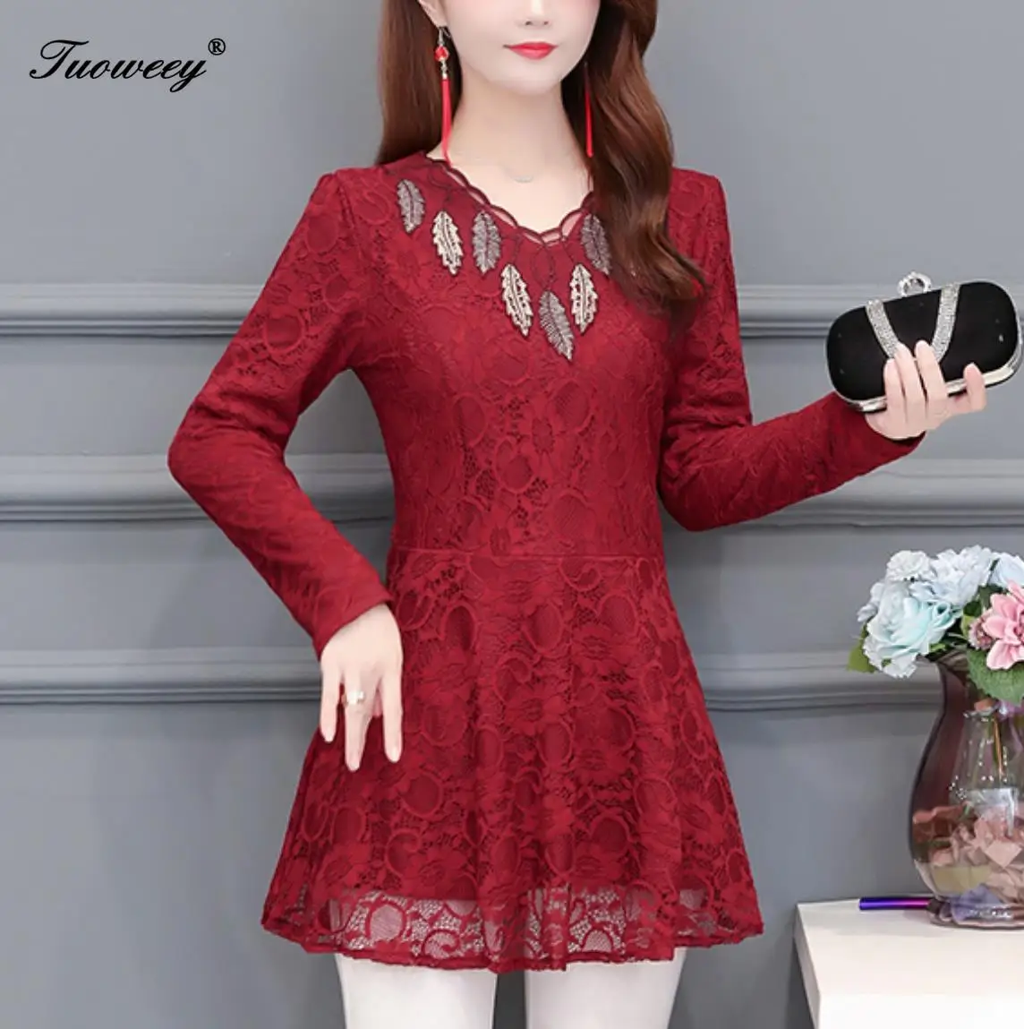 

2020 Spring flower velvet warm Women's V-neck elegant plus size Mesh Blouse Women Tops Long Sleeve Shining 5XL Shirt Fashion