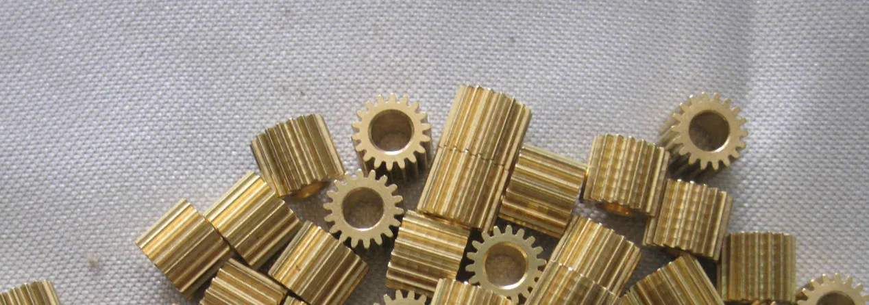 0.3M 18T copper gear Hole 3 mm fitting 2.98mm diameter Mechanical small module gear Practical remote control aircraft