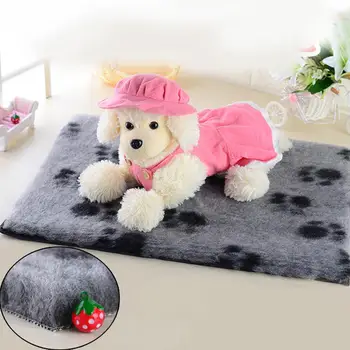 

High quality Warm Pet Blanket Nonslip Indoor Soft Warm Dog Cat Sleeping Bed Mat Cage Cushion for Puppy Chihuahua Accessories