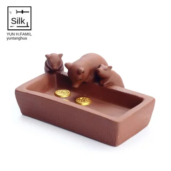 

Fun Three Little Pigs Drink Three Happy Home Raw Ore Clay Tea Ornaments Tea Set Decoration Tea Set Accessories Tea Decoration