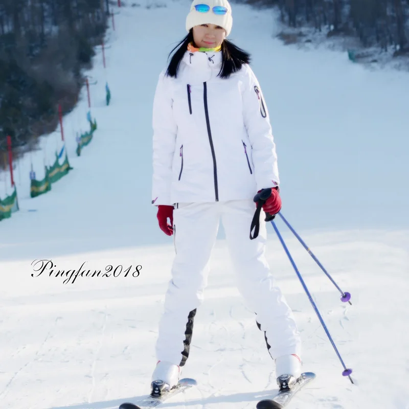 Outdoor women's ski jacket suit windproof, waterproof, breathable, sealed rubber snowboard, double board, warm and wear-resistan