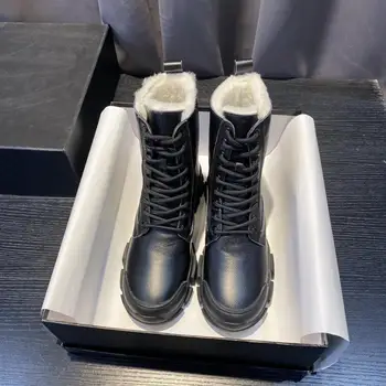 

Women Luxury Designer Winter Flat Boots Fashion Casual Brand Martin White Boots 2020 Genuine Leather High Quality Platform Shoes