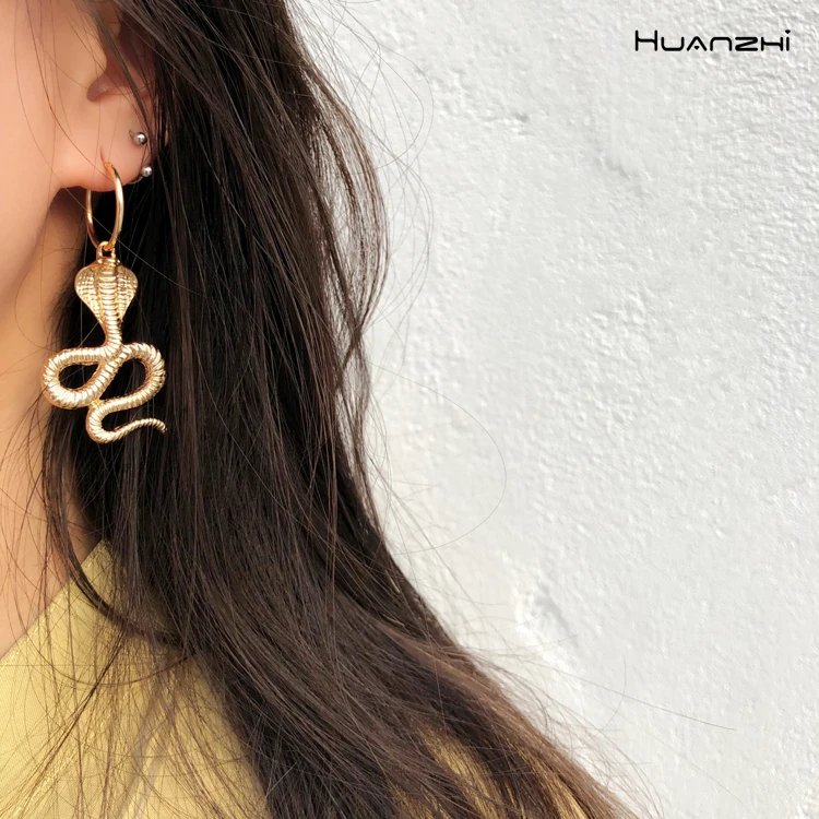 HUANZHI 2019 новые реалистичные змея различные формы металла модные крутые девичьи