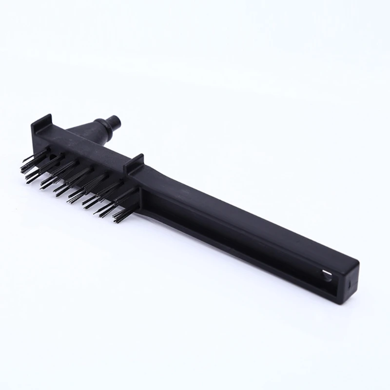 

Durable Welder's Burr Cleaning Brush and Knocking Hammer for Cleaning Up Excess Welding Slag Build Up High Quality Drop Shipping