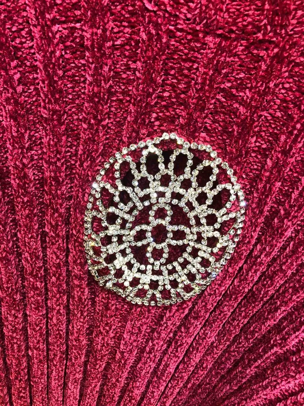 12,3 женский элегантный темперамент водолазка с длинным рукавом бриллиантовые цветы выдалбливают украшения вязаный пуловер Свитера