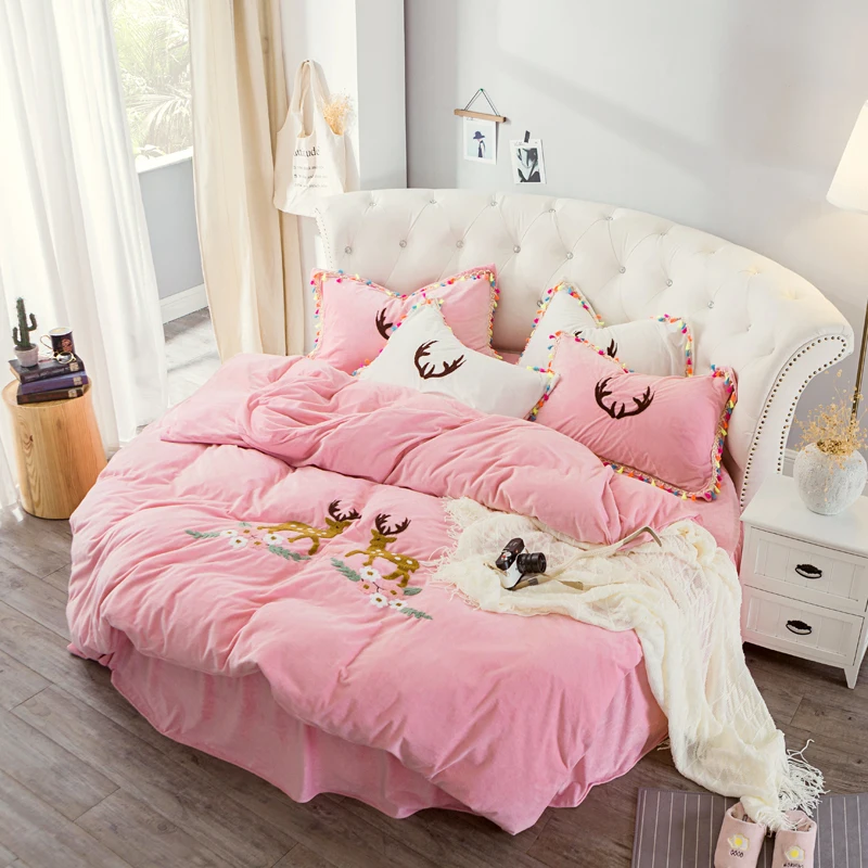 

4 pcs Cashmere Round Bed Sheet Pillowcase Duvet Cover Sets Lace Edge Pillowcase /Bed Skirt Embroidery Cashmere Quilt Cover