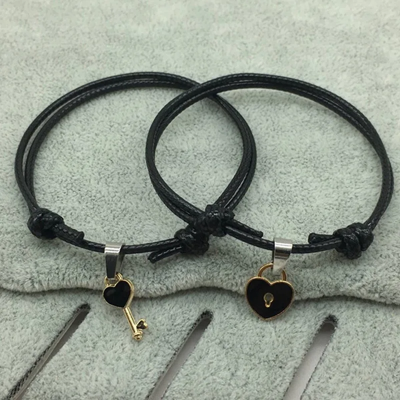 1Pair New Arrival Couple Bracelet Alloy Key Heart Lock Charm Bracelet Handmade Jewelry Rope Bracelet Lovers Gifts Adjustable