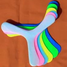 Игрушка Бумеранг Пластик циклотрон трилистника Дротика игрушка волшебный mo под давлением, стойло Лидер продаж магический mo под давлением