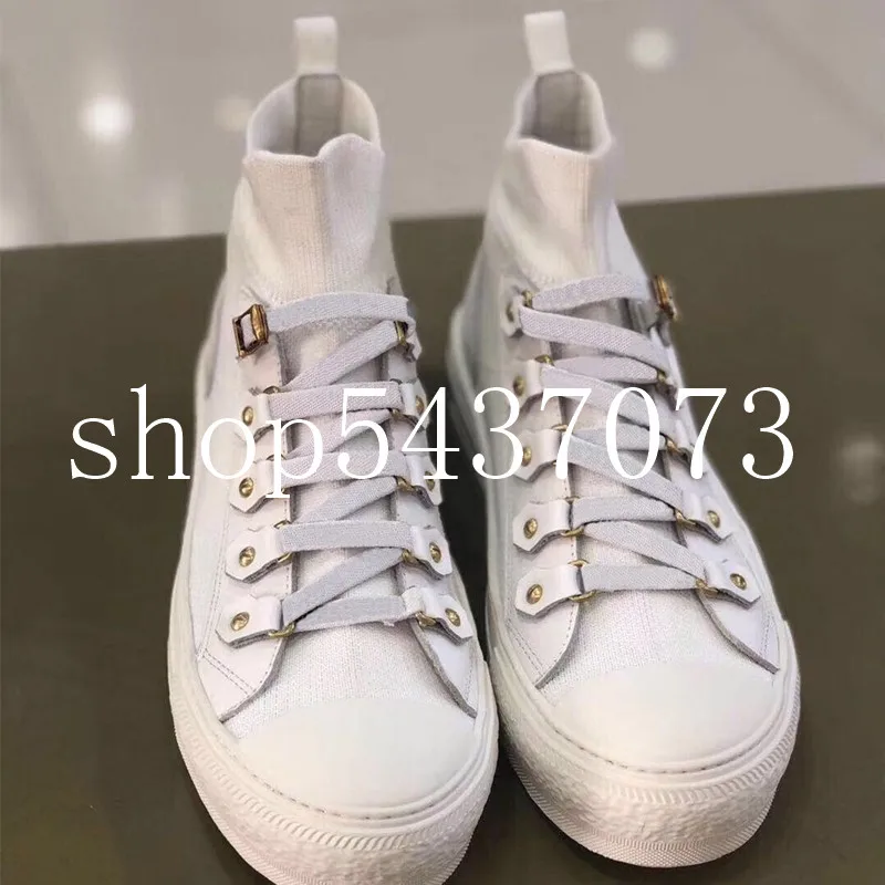 Женские кроссовки фирменного дизайна на шнуровке вязаные высокие дизайнерские