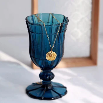 

Amorita boutique Exquisite antique necklace with irregular pendant