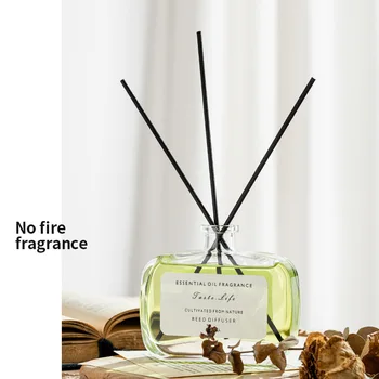 100ml Clear glass Aromatherapy Essential Oil Reed diffuser Set 4