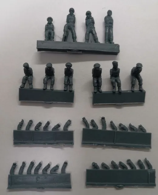 1/72 Scale Die-cast Resin WWII B-17 Flying Fortress Heavy Bomber Unit (10 People) Model Kit, Unpainted, Free Shipping 2