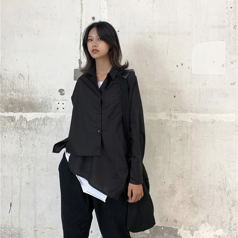 

LANMREM 2020 Original Shirt Spring New Female Irregular Lapel Solid Color Single-breasted Loose Long-sleeved Shirt PC026