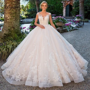 

Liyuke Short Sleeve Gorgeous Ball Gown Wedding Dress With Delicate Lace Of Court Train Bridal Dress