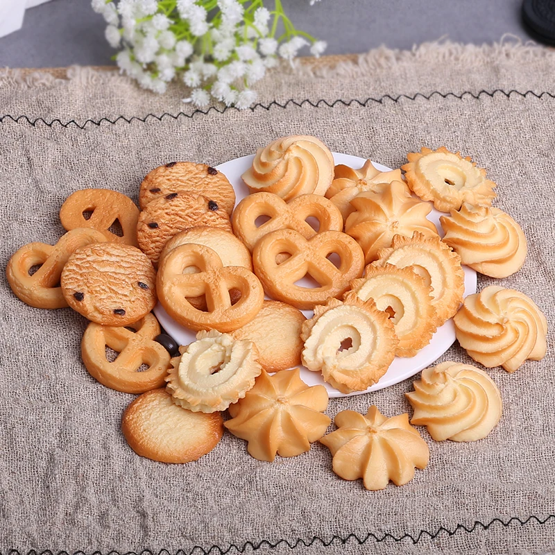 16pcs Artificial Cookie Model Set PVC Simulation Fake Biscuit Props For