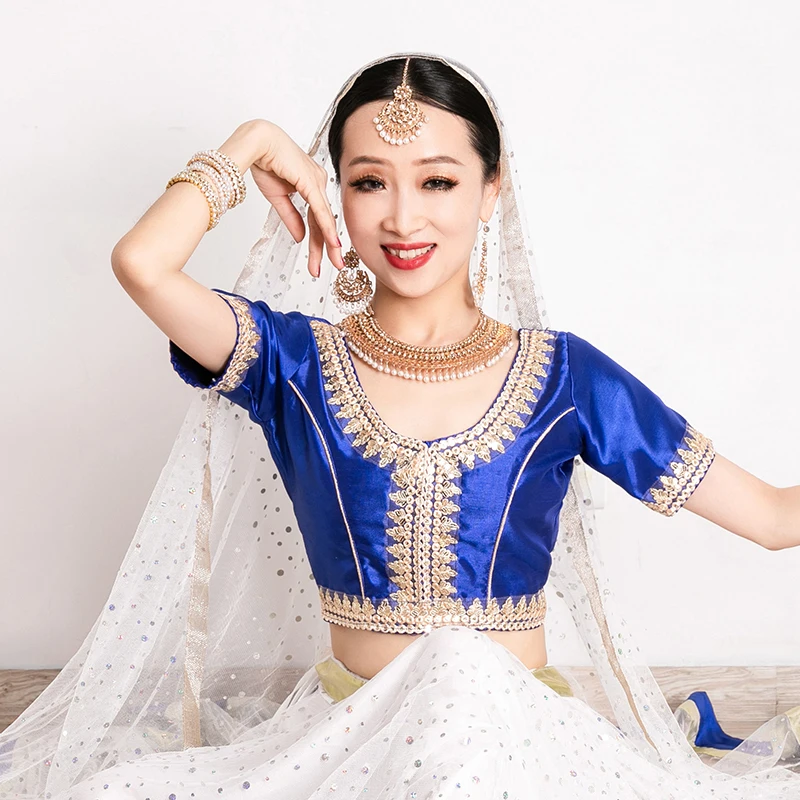 New Indian Tops Short Sleeve Sequin Stage Performance Shirt Belly Dance Practice Clothing Bollywood Dance Clothes