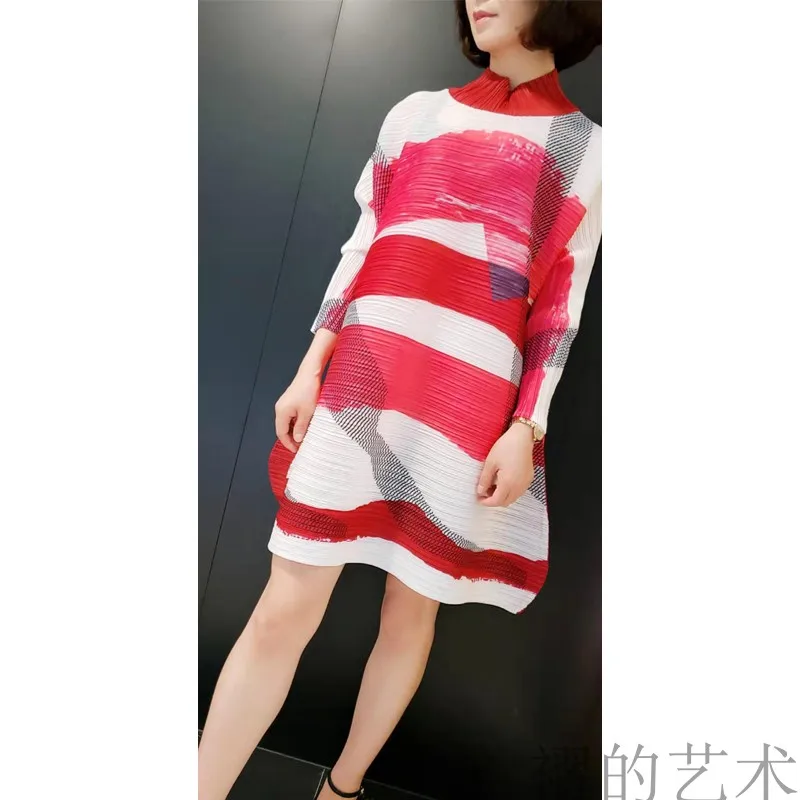 Горячая Высокое качество ткань miyake Плиссированное цельное платье три четверти в полоску прямое платье