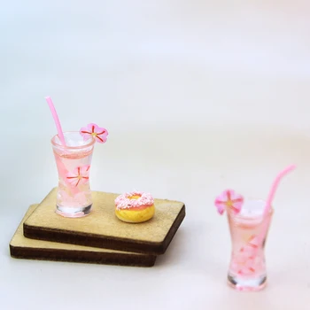

1/12 Dollhouse Mini Resin Miniature Food Fruit Bottle Simulation Drinks Model Toys Fruit Drink Play Dollhouse Dolls Accessories