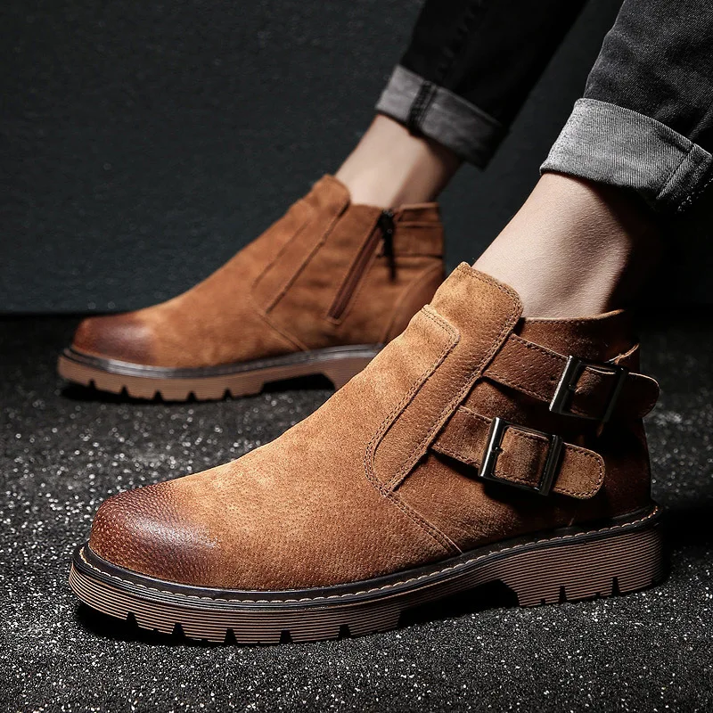 

England Martin Boots Men Genuine Leather Retro round-Toe Rub Color plus Velvet Boots Cool Belt Buckle Metal Bootie