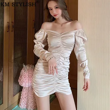 

Women's Sexy V-neck Satin Elastic Dress 2019 Autumn New French Court One-shouldered Wrinkled pleated Long-sleeved bag Hip dress