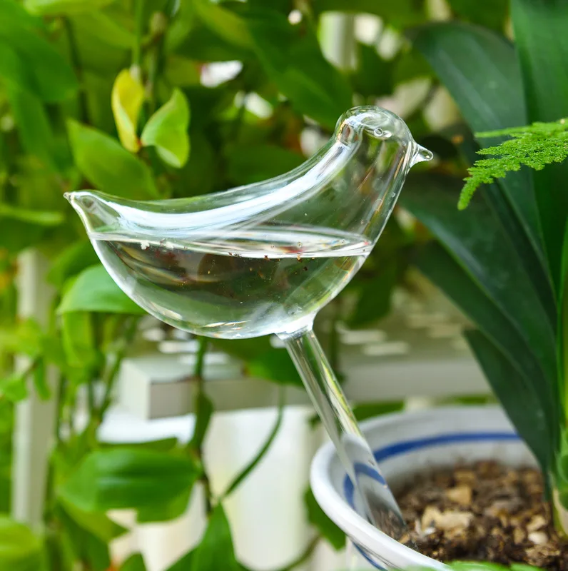 

Garden Self-contained Auto Drip Irrigation Watering System Automatic Watering Device Spike for Plants Flower Indoor Household