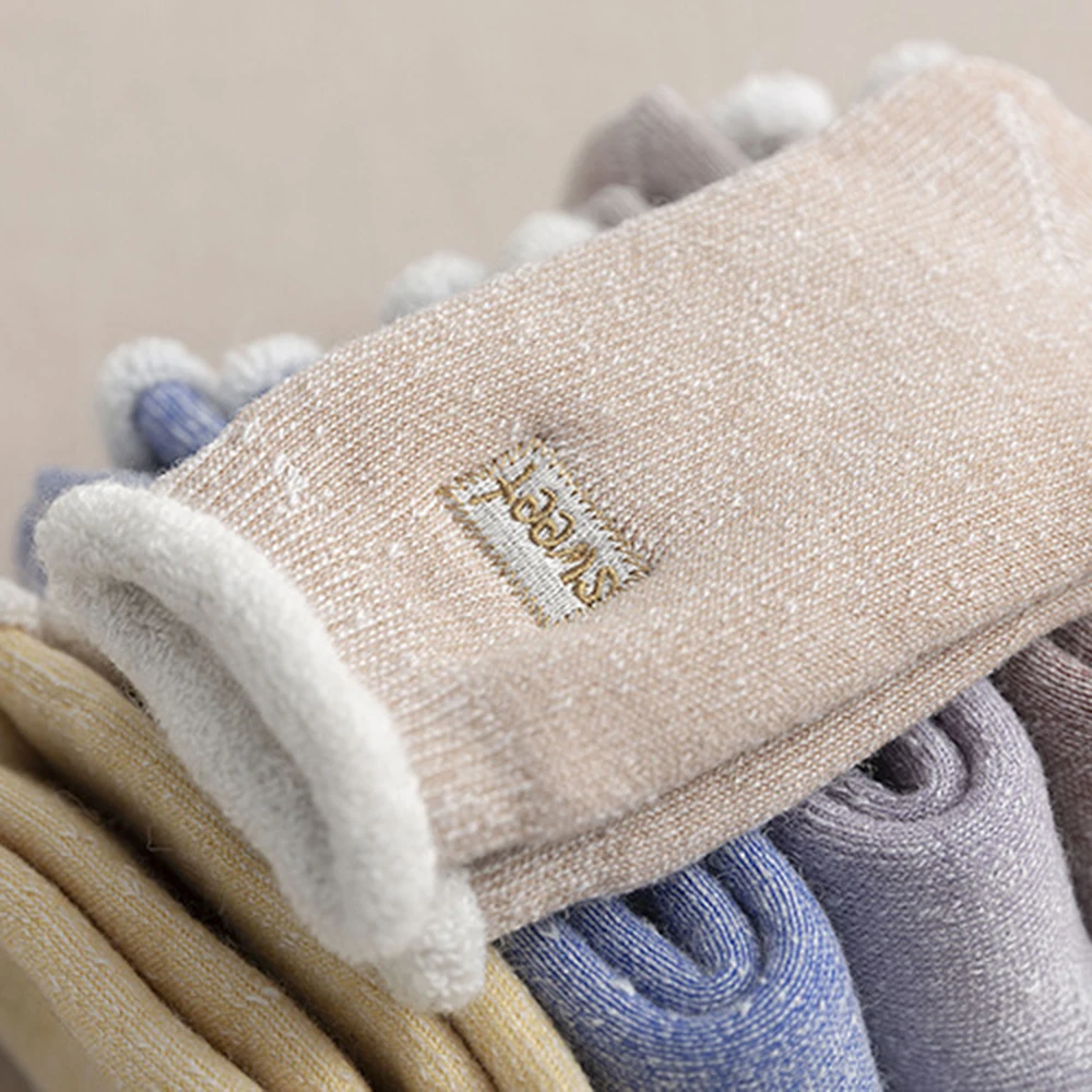 Забавные носки, теплые носки с вышивкой, бархатные домашние носки с толстым ворсом, женские милые носки различных цветов, женские трендовые носки в Корейском стиле