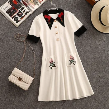 

New Spring and Autumn Female Summer Dress with Bottom and Retro Embroidered Short Sleeve Dress