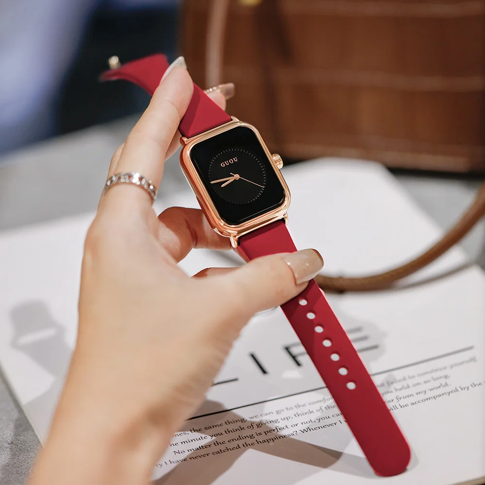 Women's Watch New Jelly Design Small Square Watch Simple And Fashionable Silicone Strap Ladies Watch