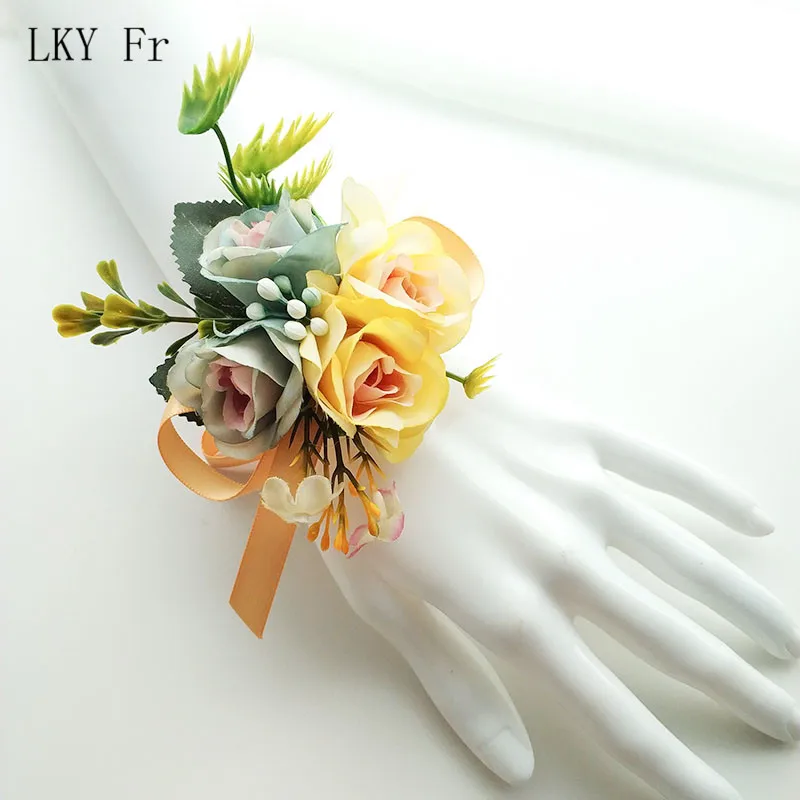 LKY Fr Wedding Boutonniere Groom Brooch Flowers Artificial Roses Bracelet for Bride Corsage Pins Marriage Wedding Men Buttonhole