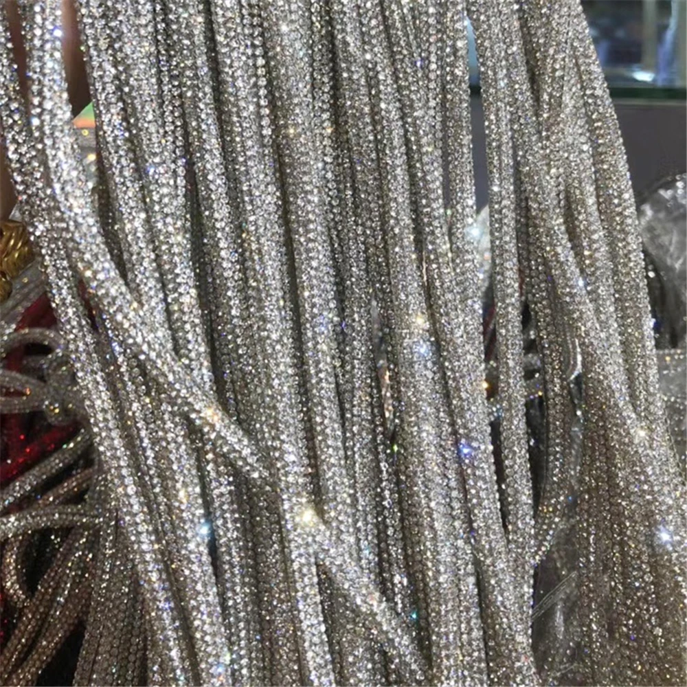 Nastro Di Strass Rosa 4mm X 5m Con Punte Metalliche - Per Decorare Scarpe E Abiti - Foto 5