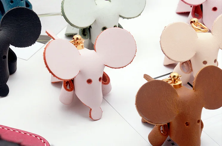 Leather DIY Craft Handmade leather DIY Cartoon mouse drawing PVC formwork