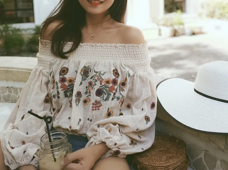 Boho Floral Embroidery Blouse - Image 4