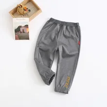 Детская одежда; брюки для мальчиков с вышитыми буквами; однотонные повседневные спортивные брюки в Корейском стиле; модные детские повседневные брюки