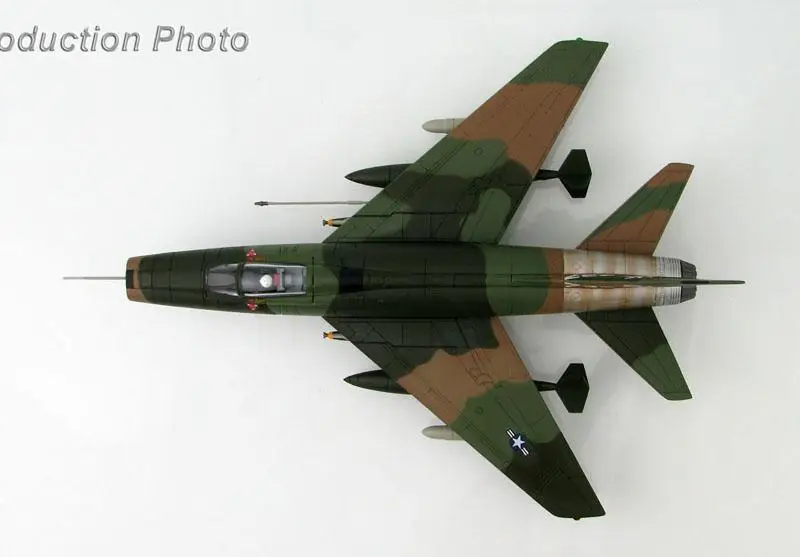 Хобби мастер F-100C Super Sabre SK-737 Miss Mynookie 188th TFS Нью-Мехико ANG Tuy Hoa AB 1/72 литая модель самолета