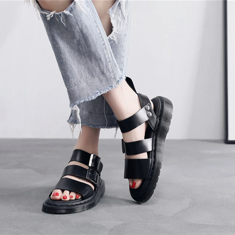

Designer sandals Doc Gladiator Gryphon Strap Martins Leather women's sandals Summer 2020 Womens Sandals Flat Women Shoes