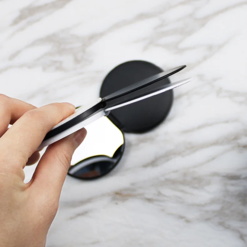 12927022998_1957698823