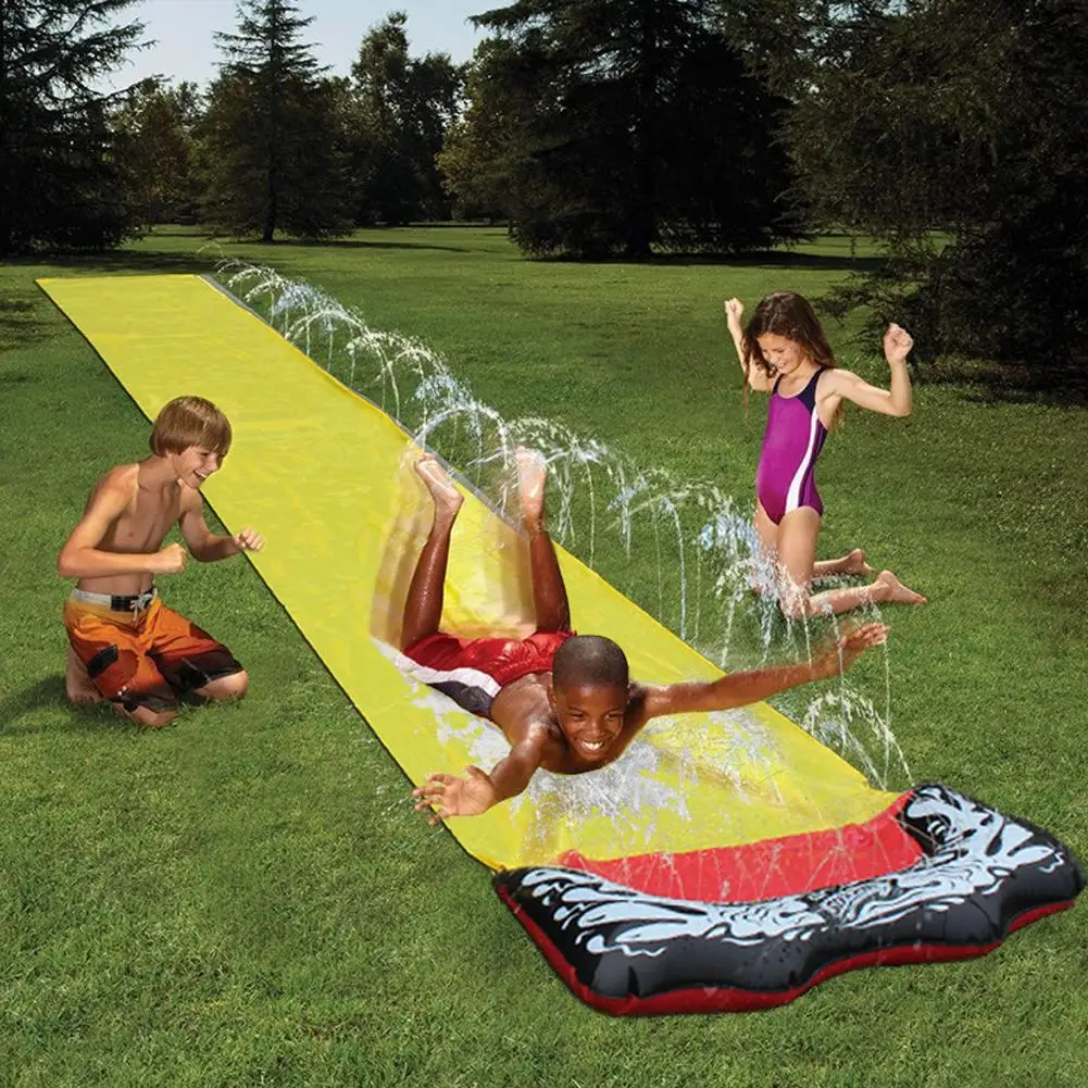 New New children's water skiing summer water toys Watersports Giant Backyard Waterslide Built in Sprink