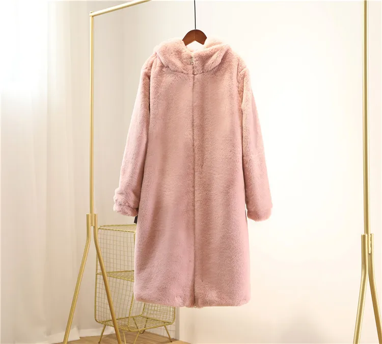 light pink Зимняя Женская Толстая теплая длинная куртка с капюшоном из искусственного меха, Женская Высококачественная пушистая шуба из кроличьего меха, большие размеры, свободные парки Z1012 - Цвет: light pink