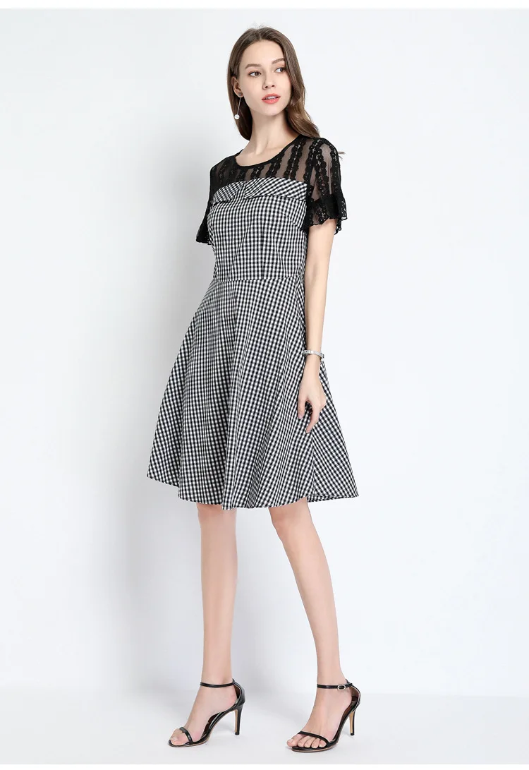 13578097349_1746152143