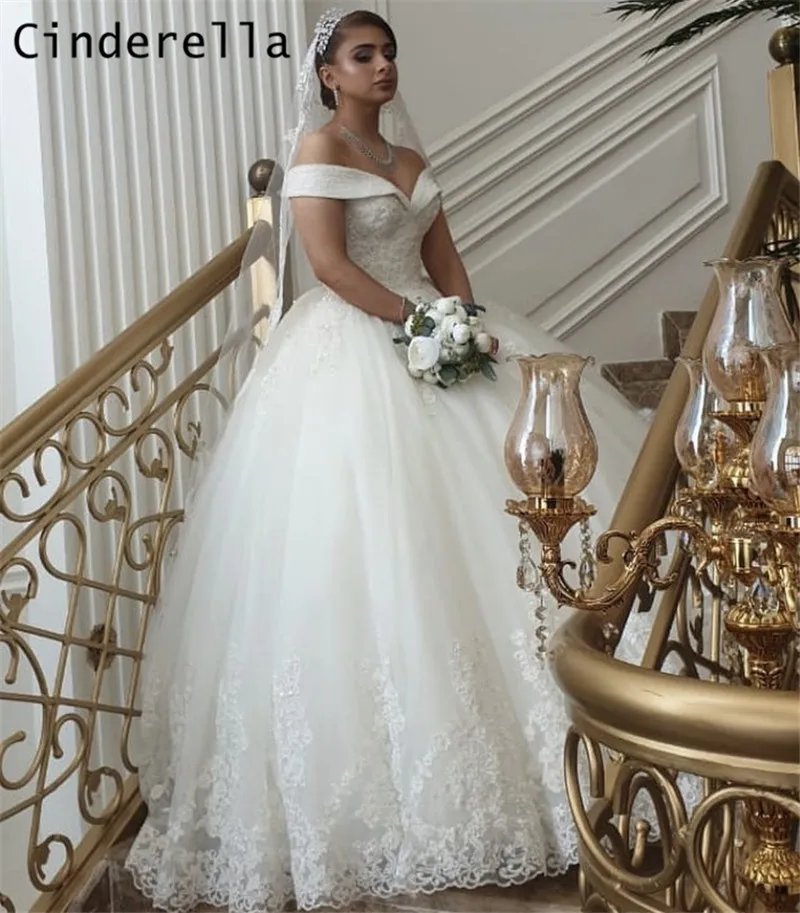 Cendrillon-Robe de mariée en tulle avec dentelle, travail à la