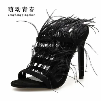 

Summer High Heeled Slippers Women's Sandals Sexy Faux Fur Open Toe Thin Heels Slipper Mules Hollow Out Outdoor Mules Slippers