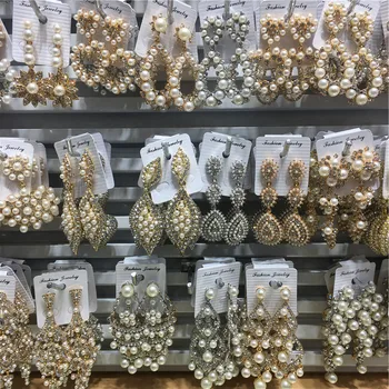 

Wholesale 6 Pairs Mixed Lot Simulated Pearl Statement Earrings for Women Party Wedding Bridal Drop Dangle Earrings Jewelry